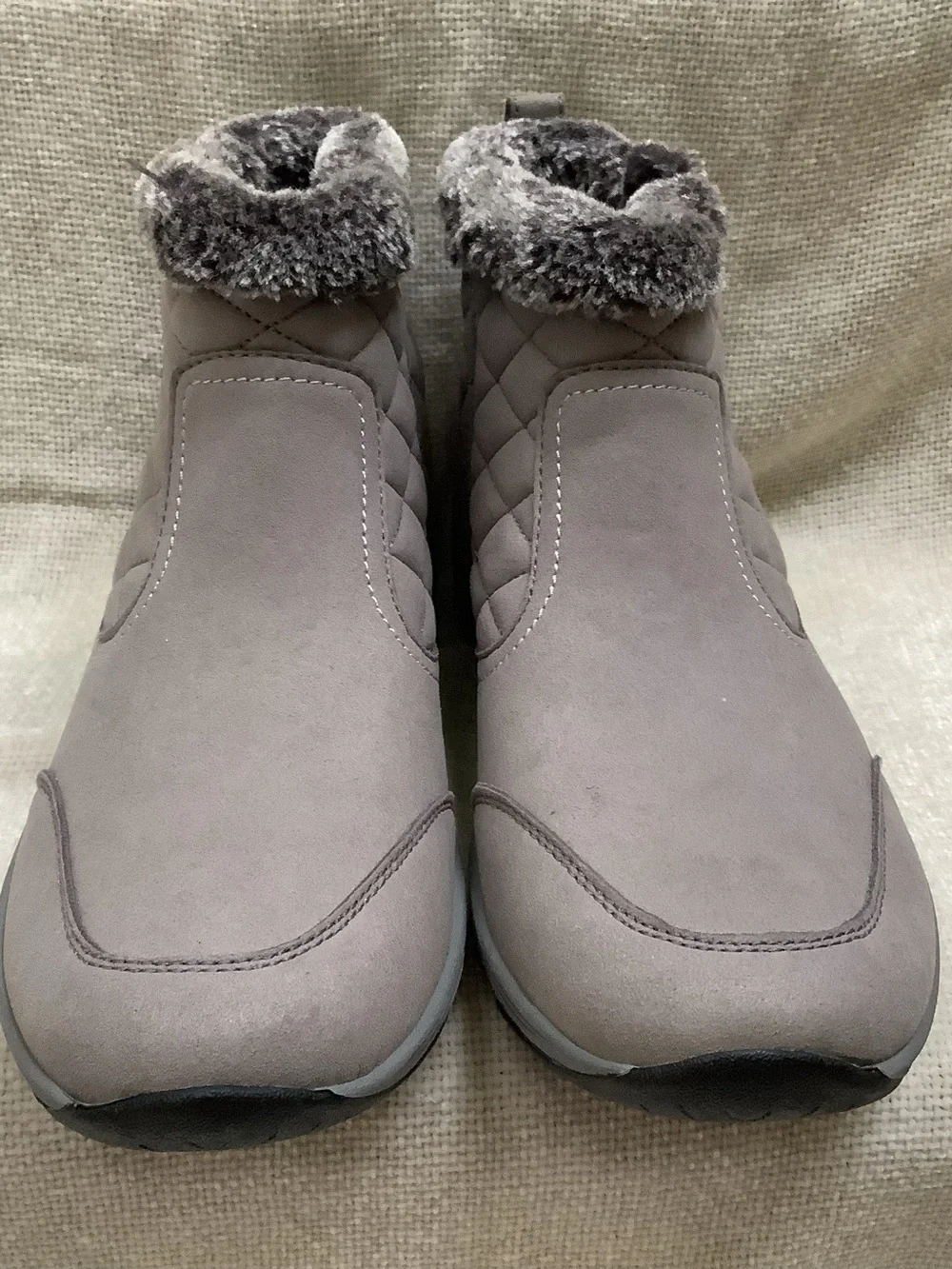 Easy Spirit Sevance 2 Ankle Boots-Light Gray Faux Suede-Faux Fur Trim-Zipper-9M